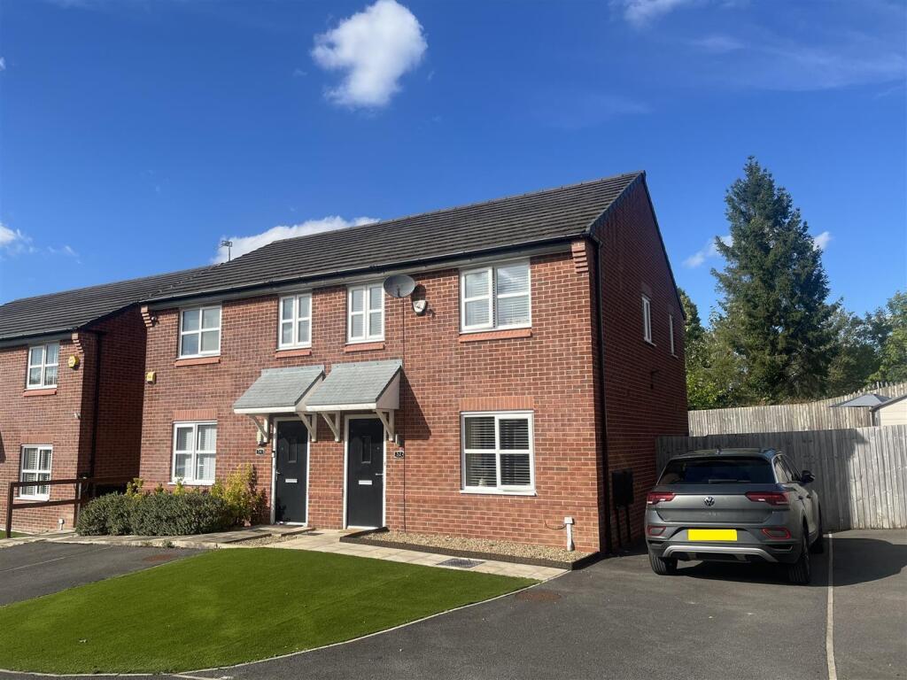 Main image of property: Peak Forest Close, Hyde