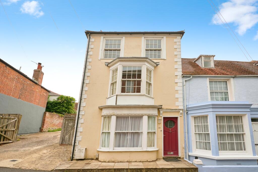Main image of property: Sun Hill, PO31