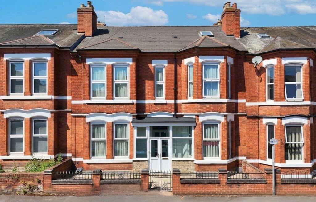 Main image of property: 14 Regent Street, Coventry, CV1