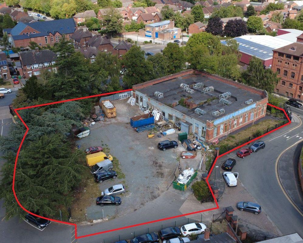 Main image of property: Vedonis, 15 Bar Lane, Nottingham, NG6 0JA