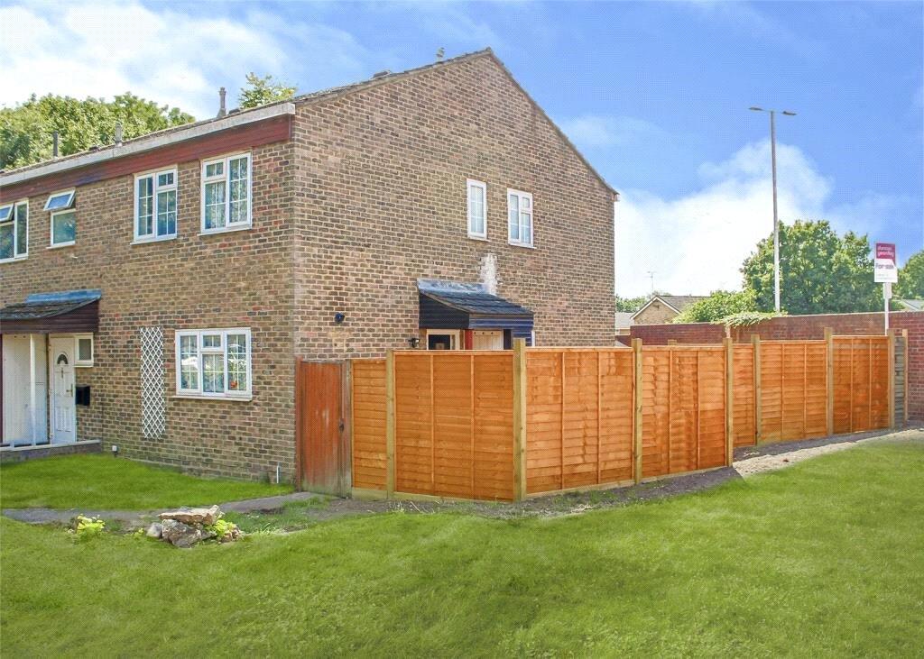 Main image of property: Elizabeth Close, Bracknell, Berkshire, RG12