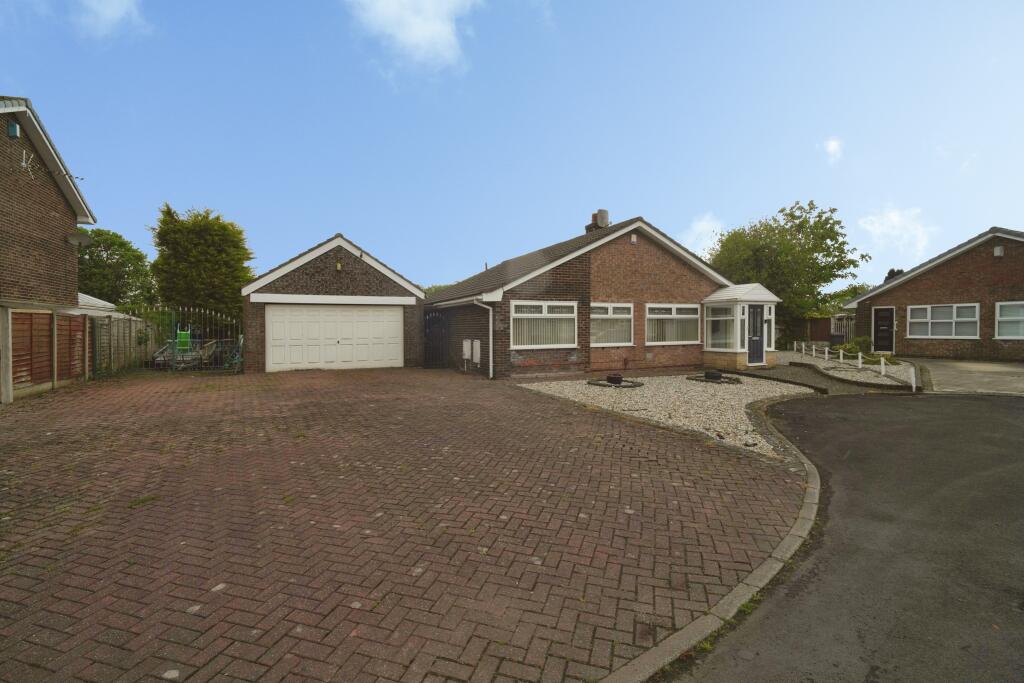 Main image of property: Selside, Wigan, WN3