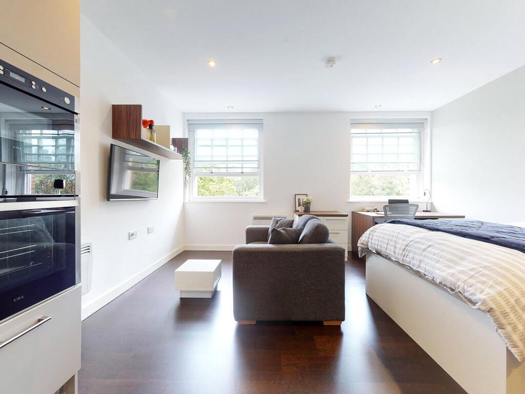 Main image of property: Apt 46, Park Square Residence #256275
