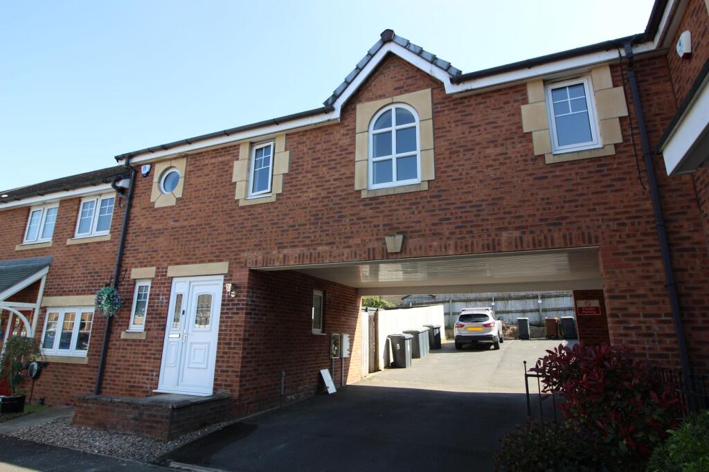 Main image of property: Heron View, Glossop, SK13