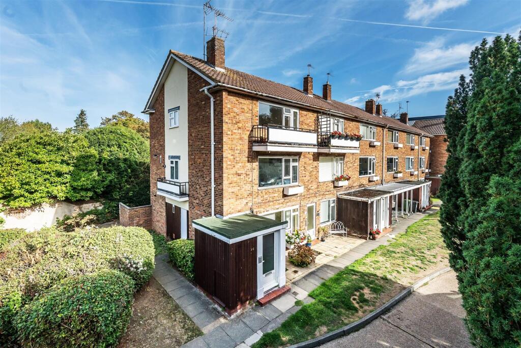 Main image of property: LINDEN COURT, LEATHERHEAD, KT22