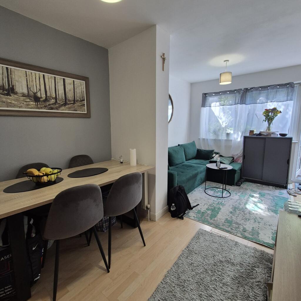 Main image of property: Ground Floor Flat, Forest Road, Walthamstow, Waltham Forest