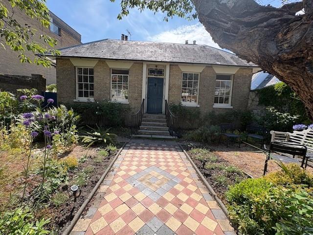 Main image of property: Stade Street, Hythe
