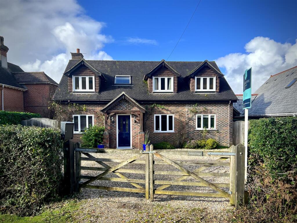 Main image of property: Forest Road, Nomansland, Salisbury
