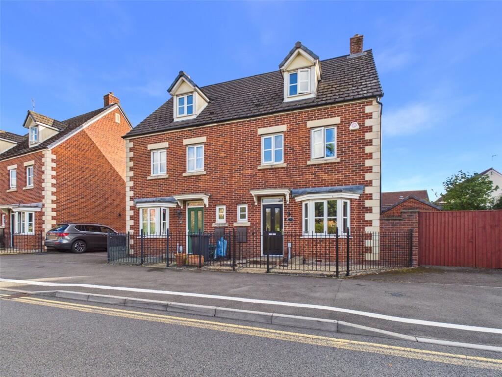 Main image of property: Valley Gardens Kingsway, Quedgeley, Gloucester, Gloucestershire, GL2