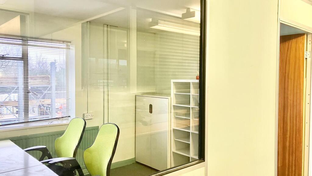 Office Space for Hire N22