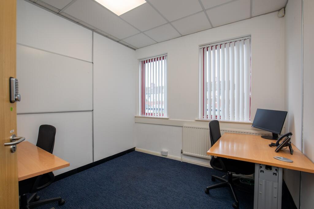 Ground floor office 2 people