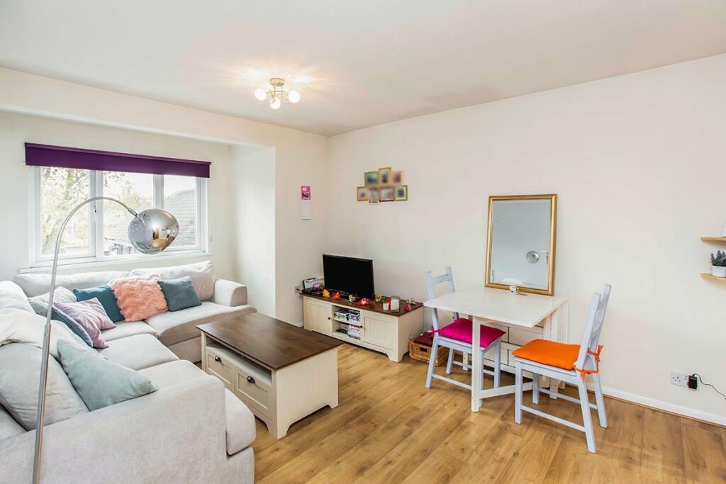 Main image of property: Emerald Close, London, E16