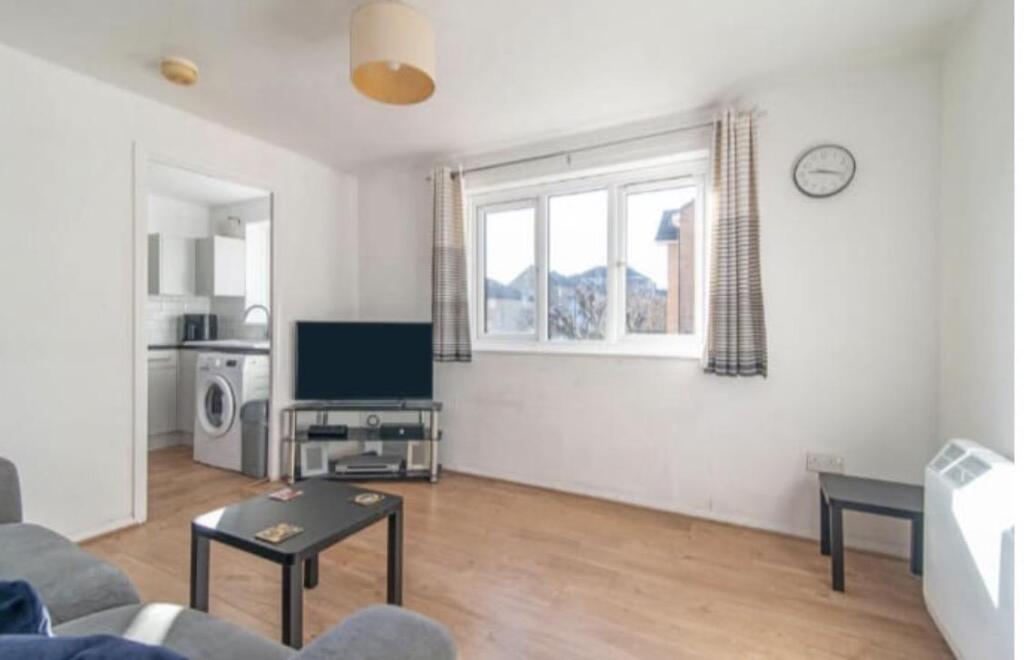Main image of property: Ringwood Gardens, London