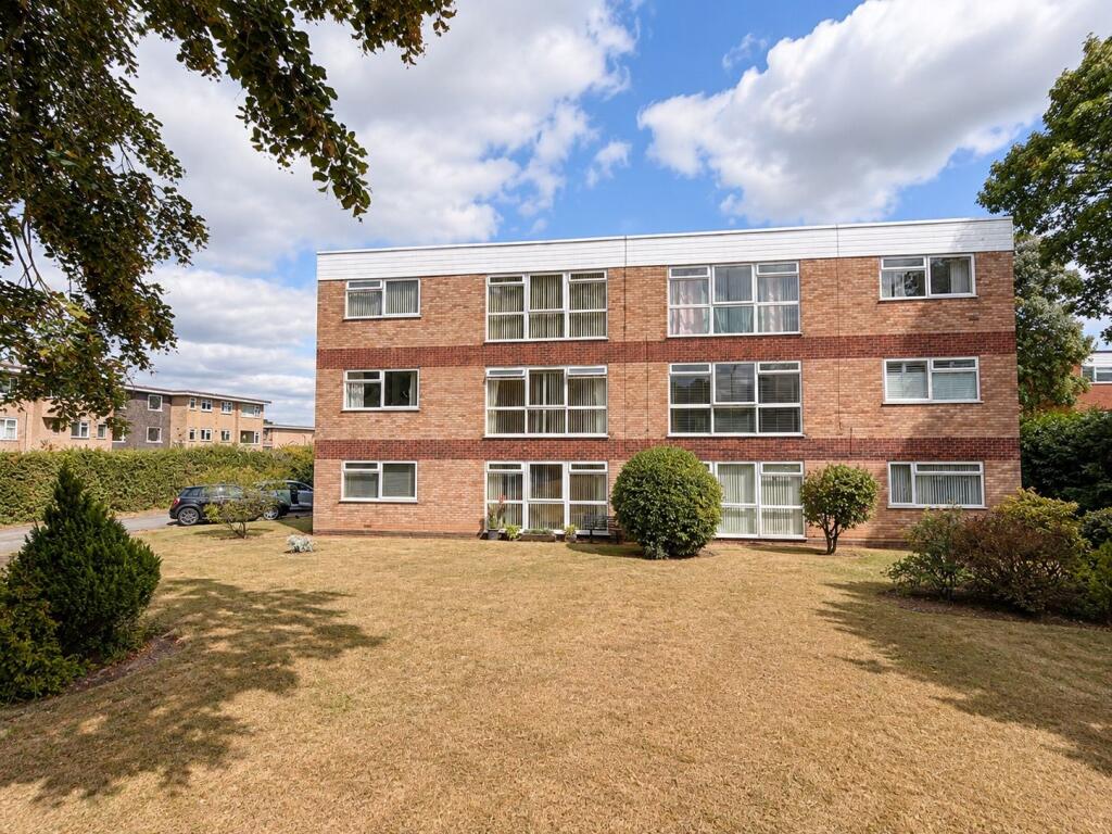Main image of property: Walsall Road, Four Oaks, Sutton Coldfield, B74 4QJ
