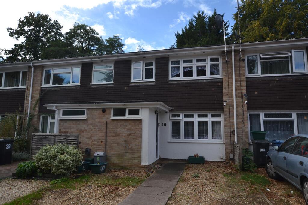 Main image of property: Woodlands, Fleet
