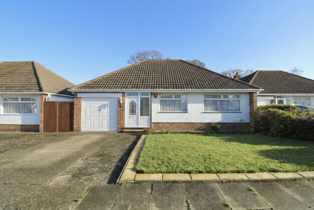 Main image of property: St. Michaels Avenue, Margate, CT9 3UH