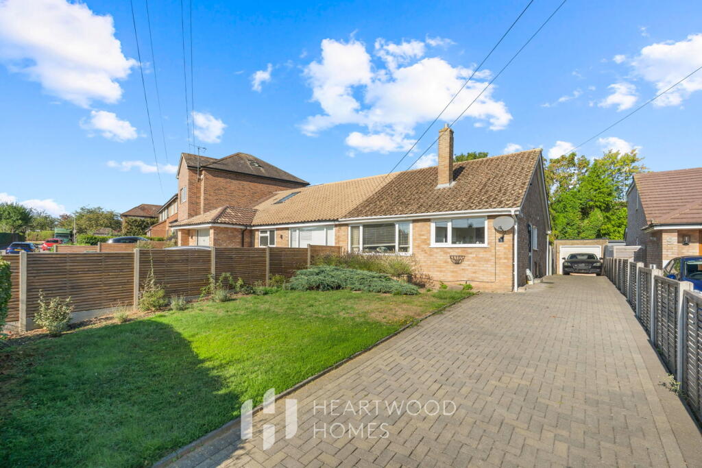 Main image of property: Windmill Avenue, St. Albans, AL4 9SH