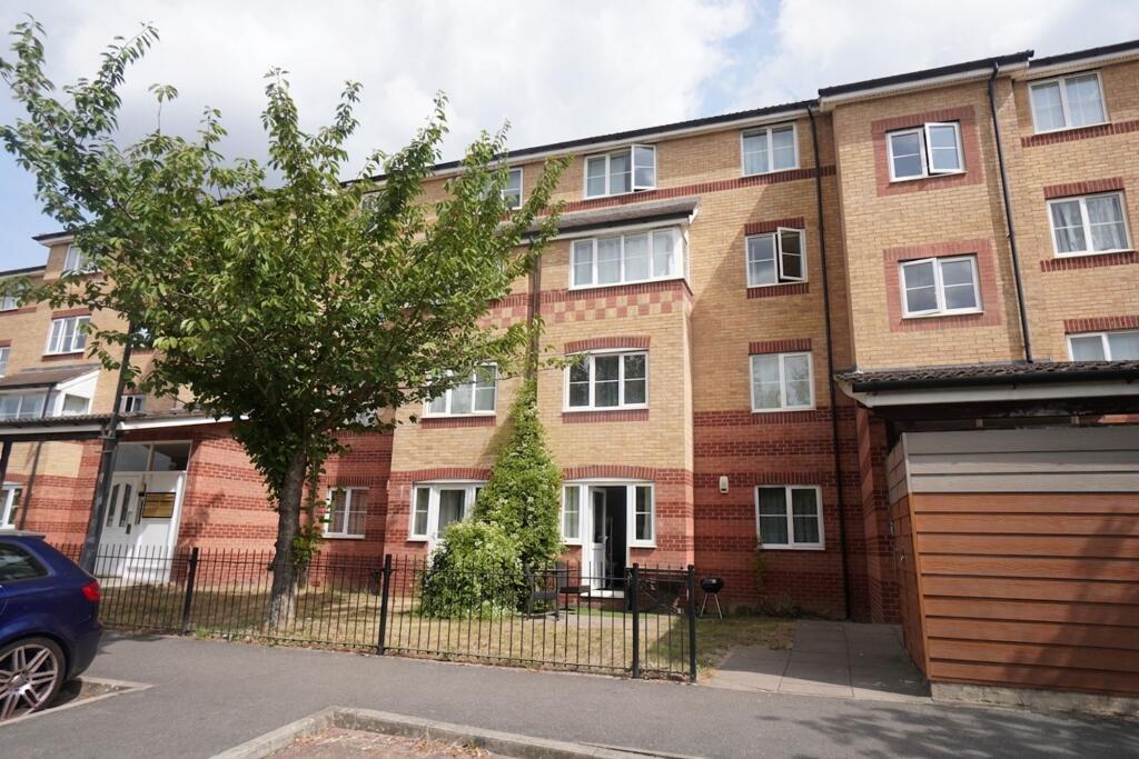 Main image of property: Princes Gate, High Wycombe, HP13