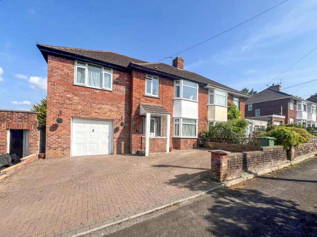 Main image of property: East Road, Street, BA16