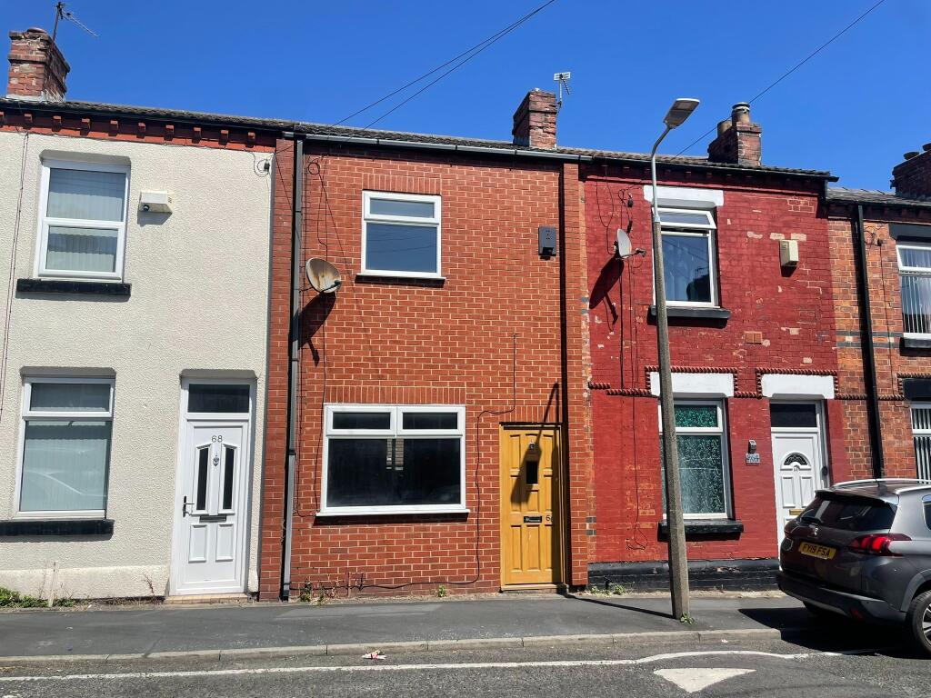 Main image of property: Gladstone Street , St Helens, WA10 4NR