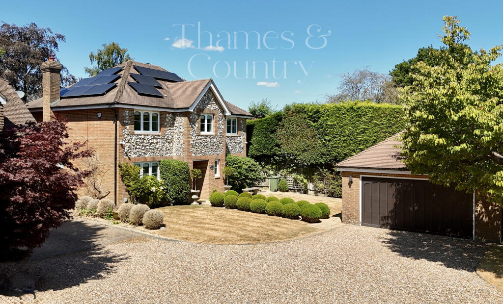 Main image of property: Hyde Heath, Amersham, Buckinghamshire 2,296 SQFT