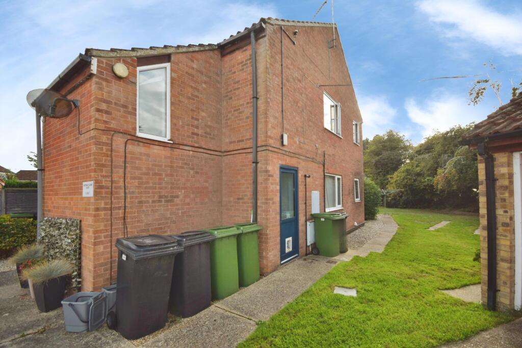 Main image of property: Chestnut Close, Costessey, NR5