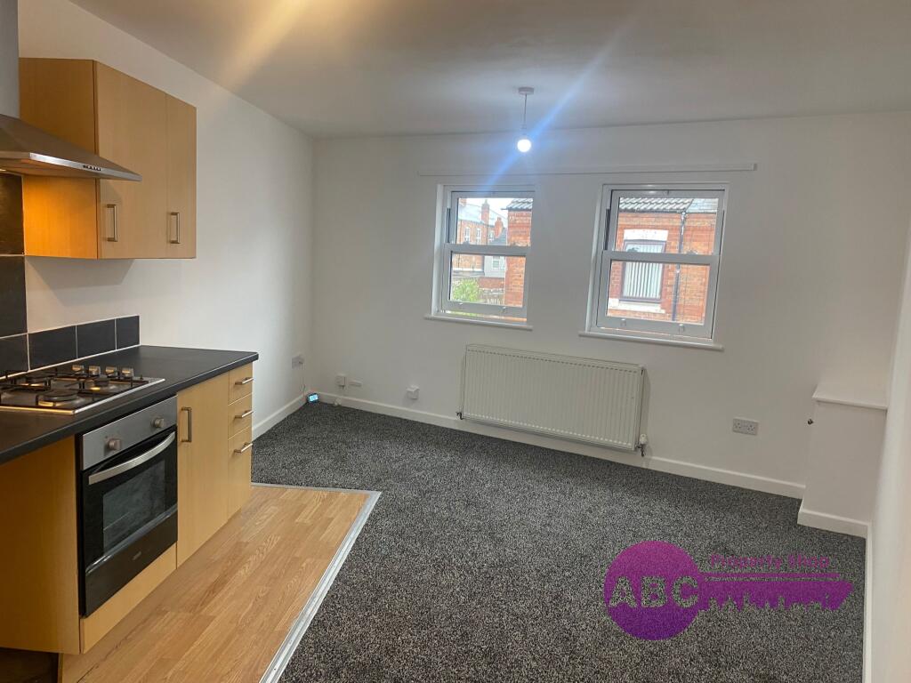 Main image of property: Newton Road, Ellesmere Port, Cheshire, CH65 4AP