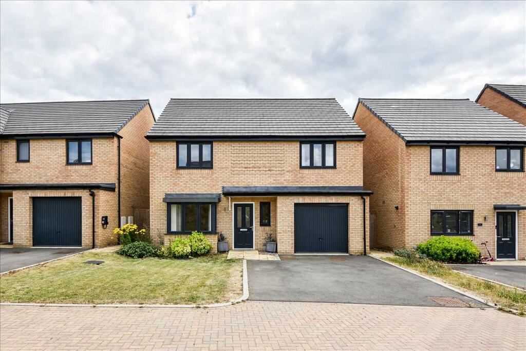 Main image of property: Gedrite Close, Glenvale Park, Wellingborough, NN8 6DQ