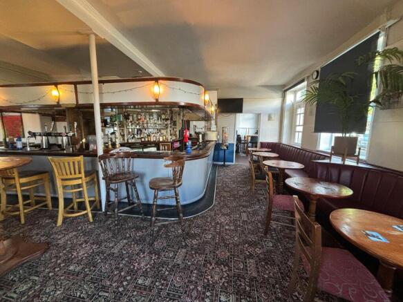 Central Bar Servary.JPG