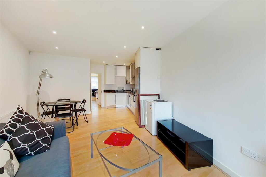 Main image of property: Torrington Park, North Finchley, N12