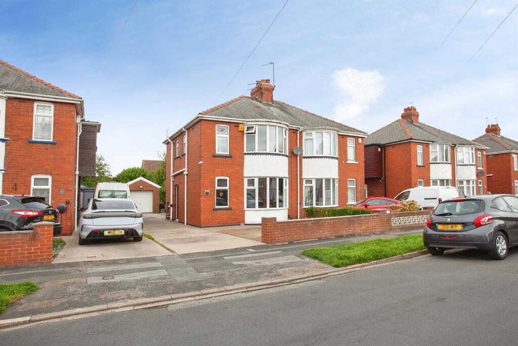Main image of property: Westbourne Grove, Goole