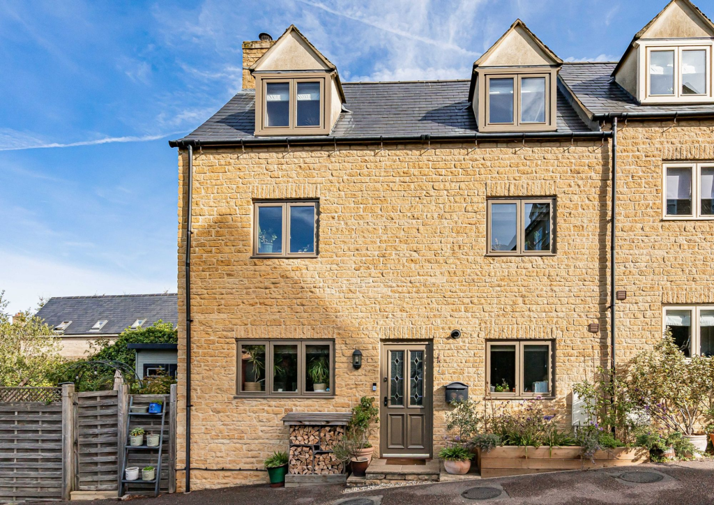 Main image of property: Albion Street, Chipping Norton, OX7