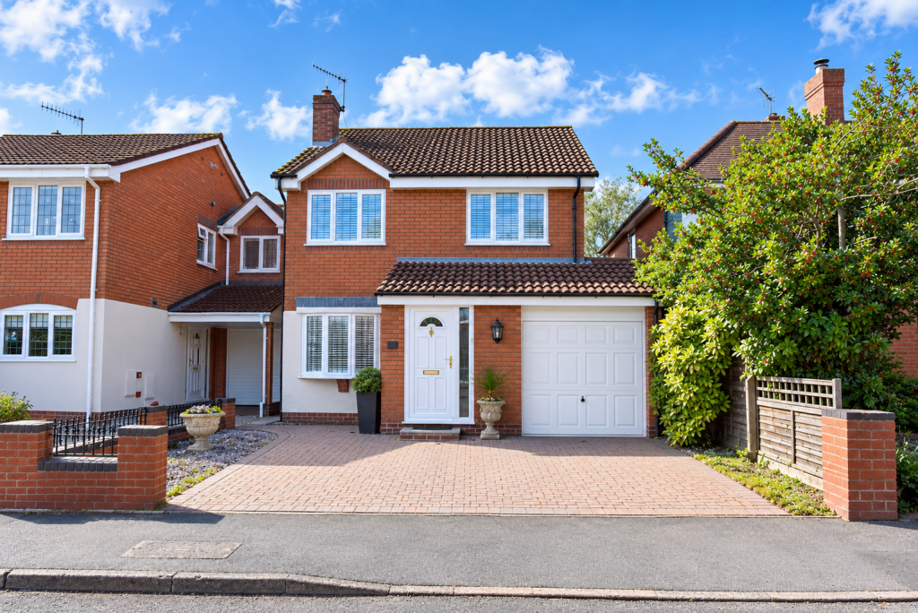 Main image of property: KINGSWINFORD, Cot Lane