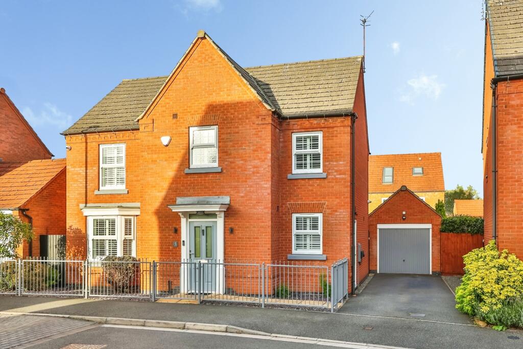 Main image of property: Falcon Way, Hucknall, Nottingham, Nottinghamshire, NG15