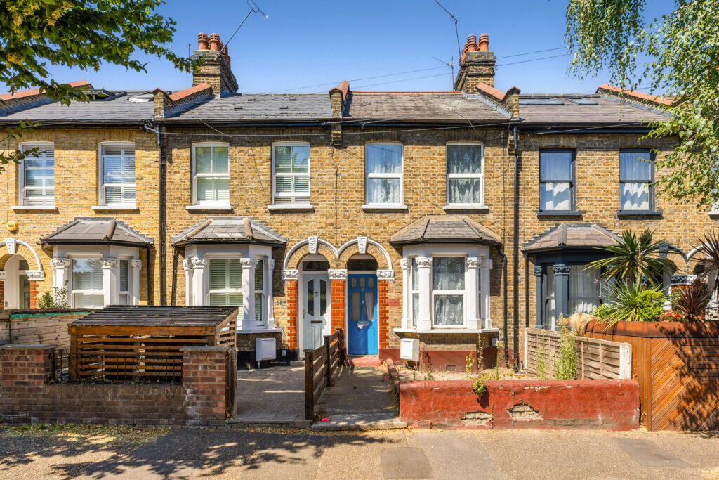 Main image of property: Sophia Road, Leyton, E10 5AX