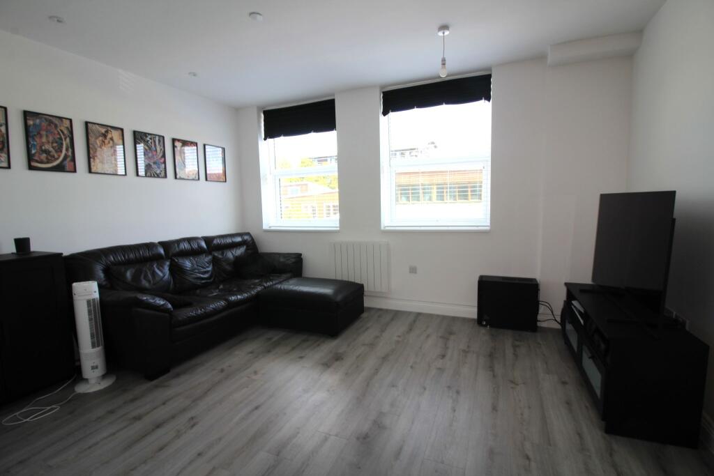 Main image of property: Apt 8 Warwick House , Warwick Road, Solihull, B91