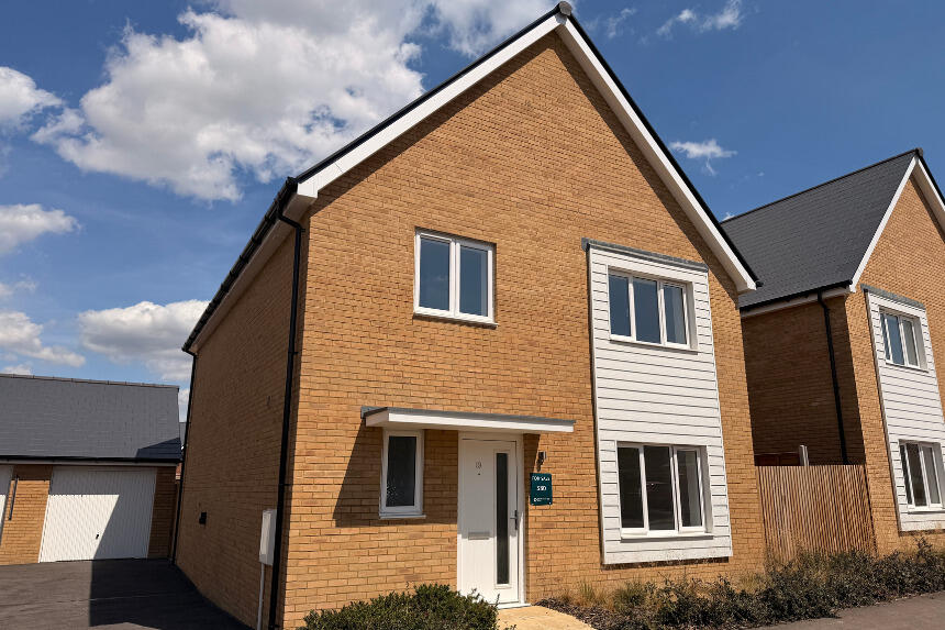 Main image of property: The Gateway,
1 Foxglove Avenue,
Bexhill,
East Sussex,
TN402GA