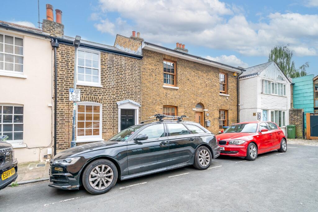 Main image of property: Peyton Place, SE10