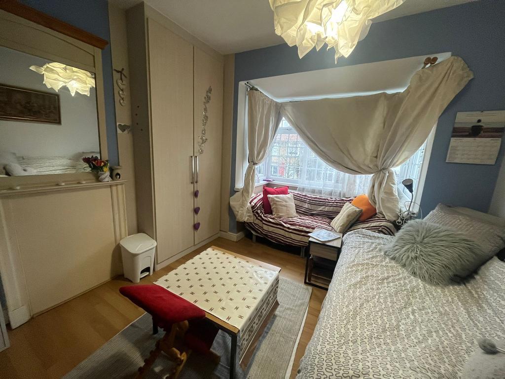 Main image of property: The Approach, East Acton, London, W3 7PS