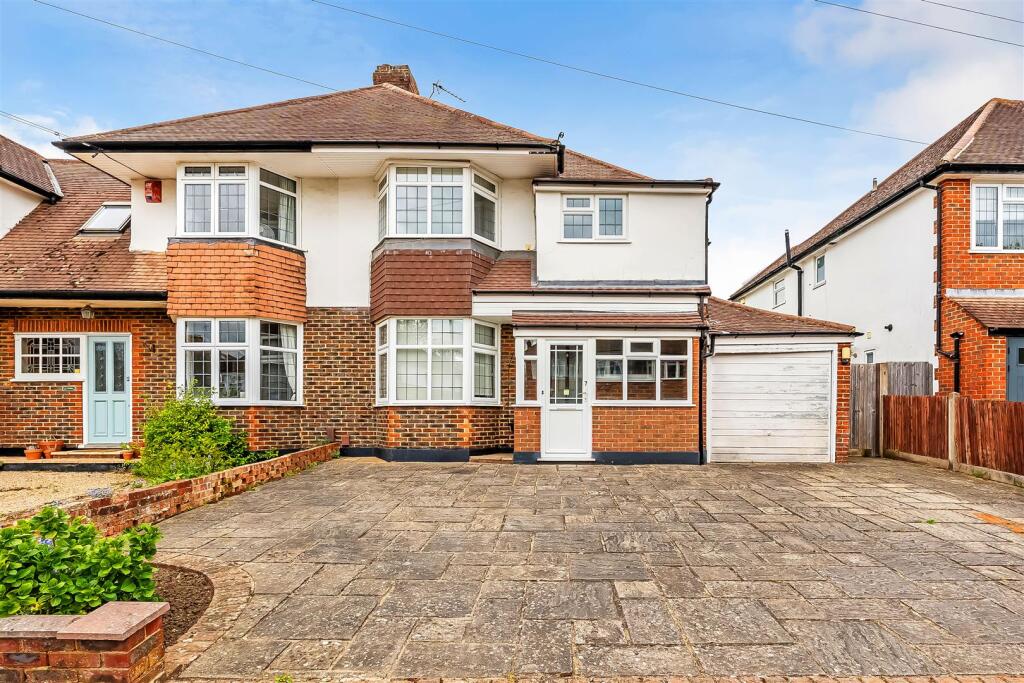 Main image of property: CHAFFERS MEAD, ASHTEAD, KT21