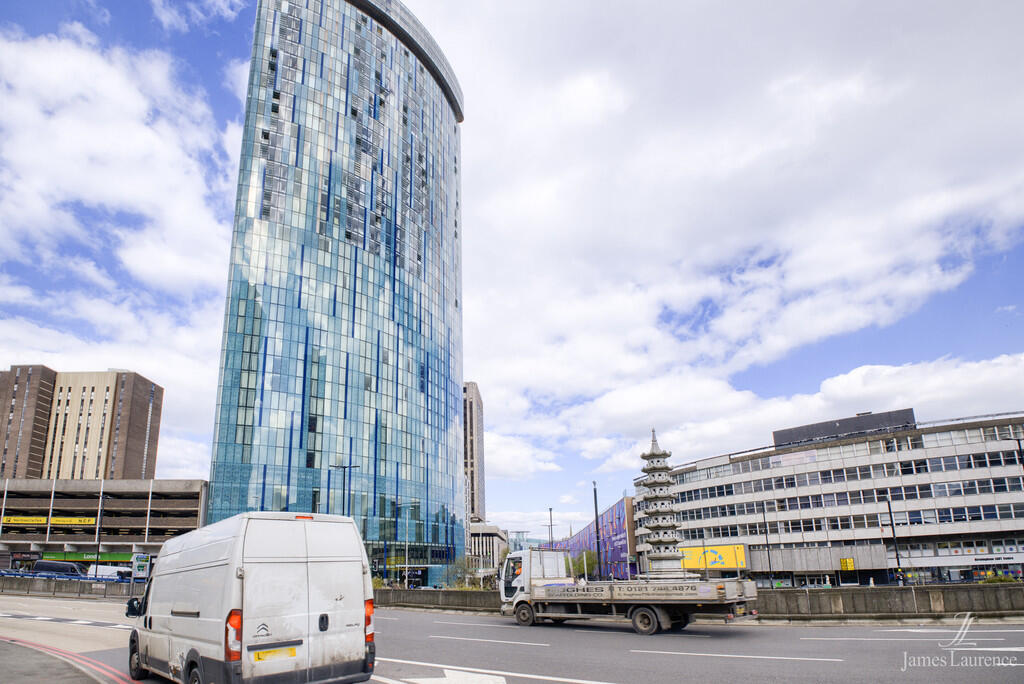Main image of property: Beetham Tower, Holloway Circus, Queensway, Birmingham City Centre