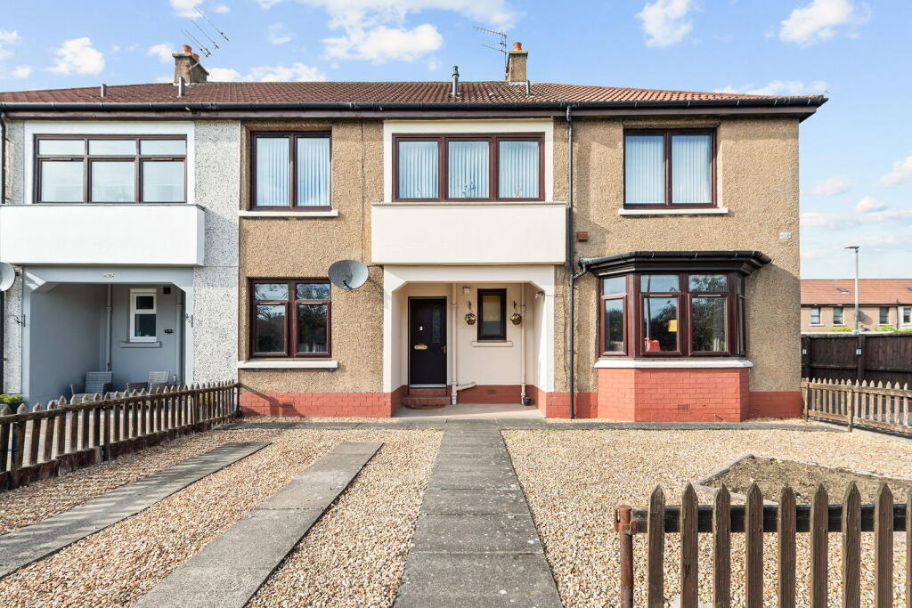 Main image of property: 104 Newlands Road, Grangemouth, FK3 8NY