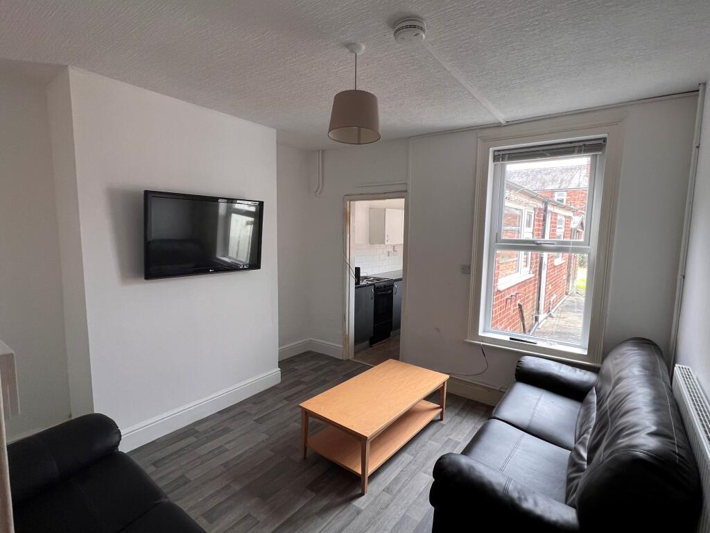 Main image of property: Derwent Street | Student House | 2026/27