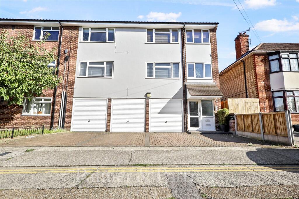 Main image of property: New Writtle Street, Chelmsford, Essex, CM2