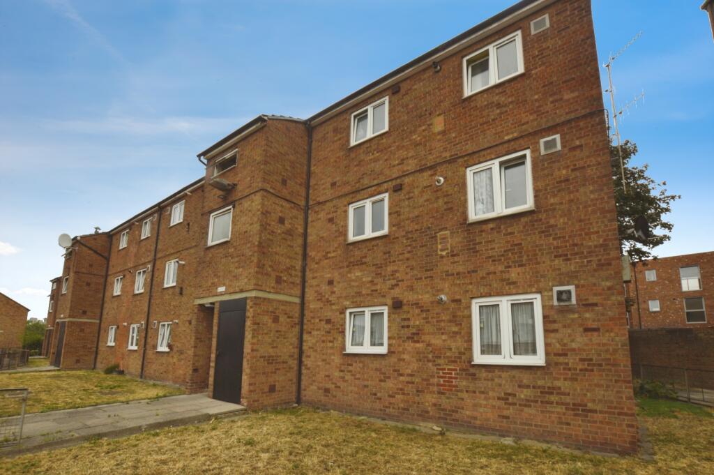 Main image of property: Morgan Street, London E16 4DF