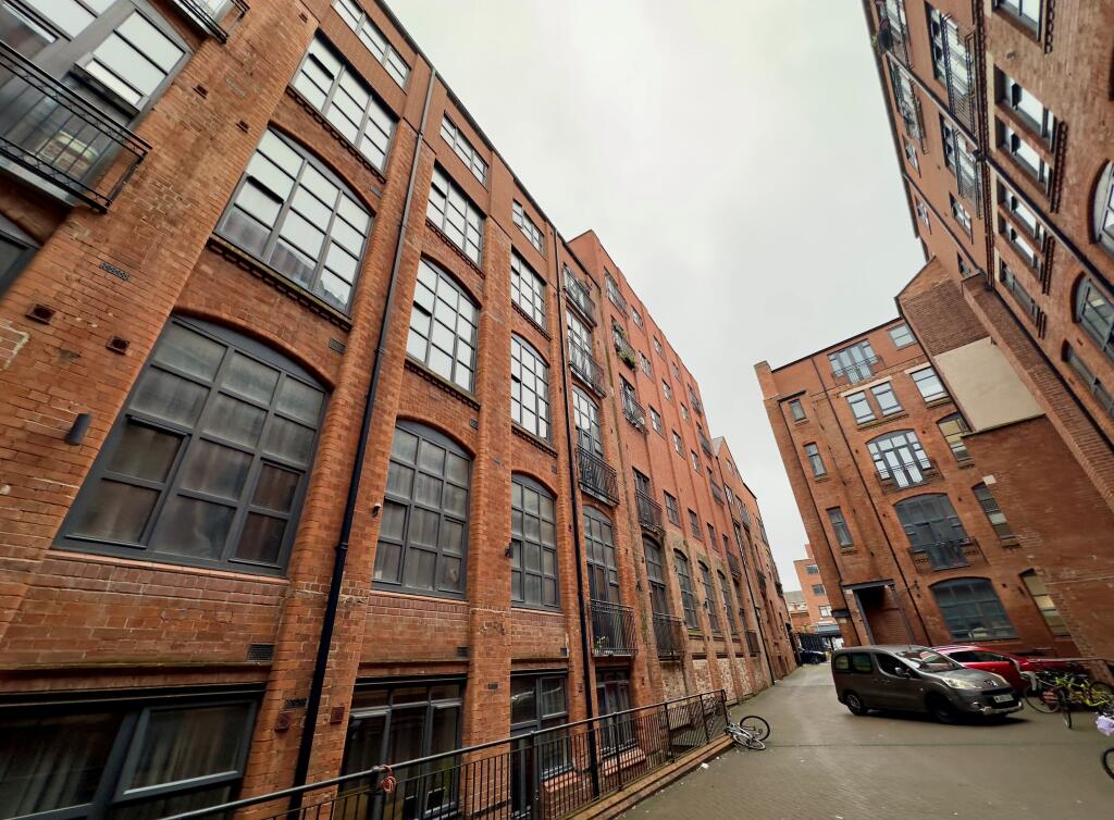Main image of property: Clyde Court, Leicester, LE1 2AW