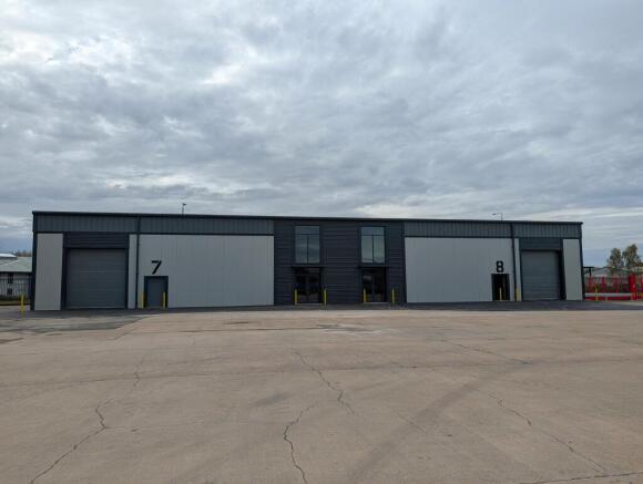 Denham Business Park Unit 7 and 8 11.jpg