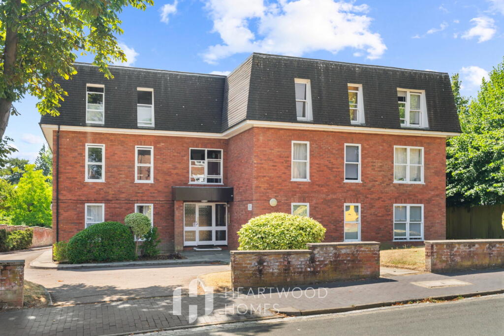 Main image of property: The Mansards, Avenue Road, St. Albans, AL1 3QX