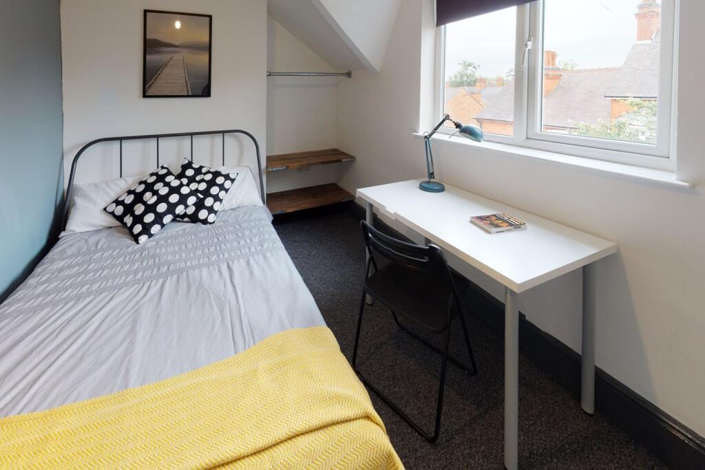 Main image of property: Fosse Road South, Leicester, 