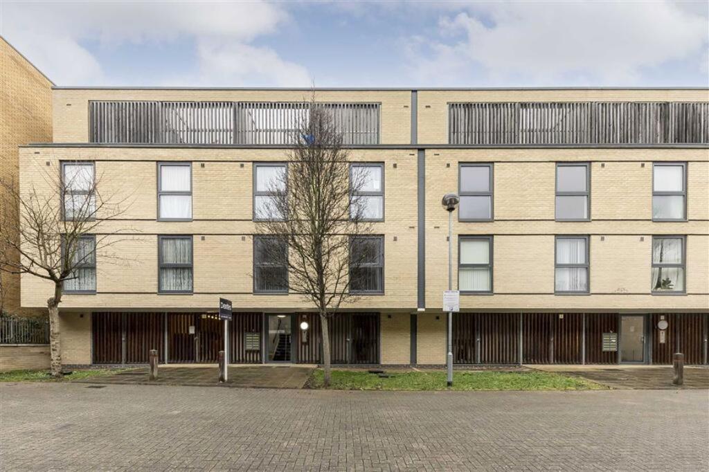 Main image of property: Nightingale Grove, Lewisham
